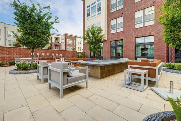 grill area at Encore Rise Apartments