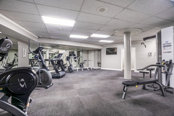 Glo Apartments: Modern fitness center with state-of-the-art equipment for residents in Los Angeles