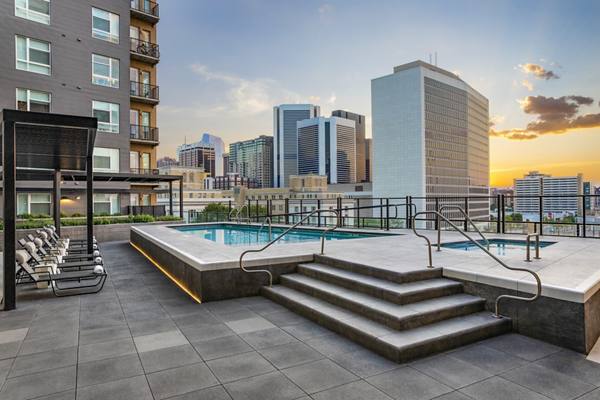 pool at 20th Street Station Apartments