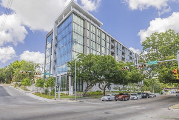  exterior at 1155 Barton Springs Apartments