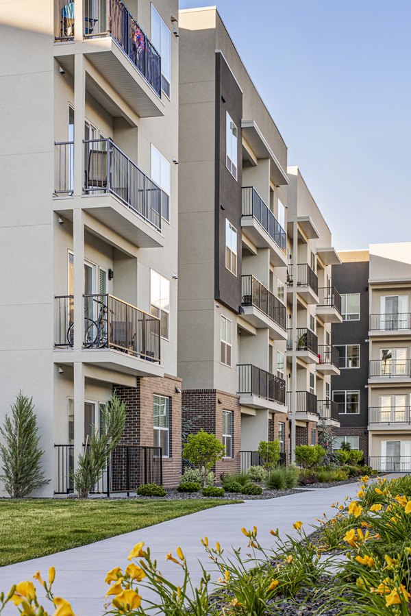 The Lofts at Ten Mile: Modern view of luxury apartments in vibrant Boise neighborhood