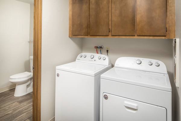 laundry room at Veri at Timberhill Apartments