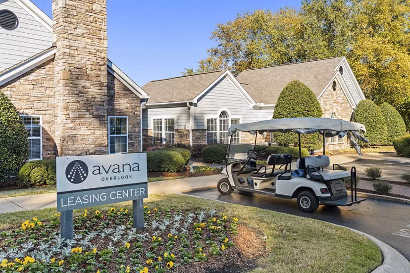 exterior at Avana Overlook Apartments