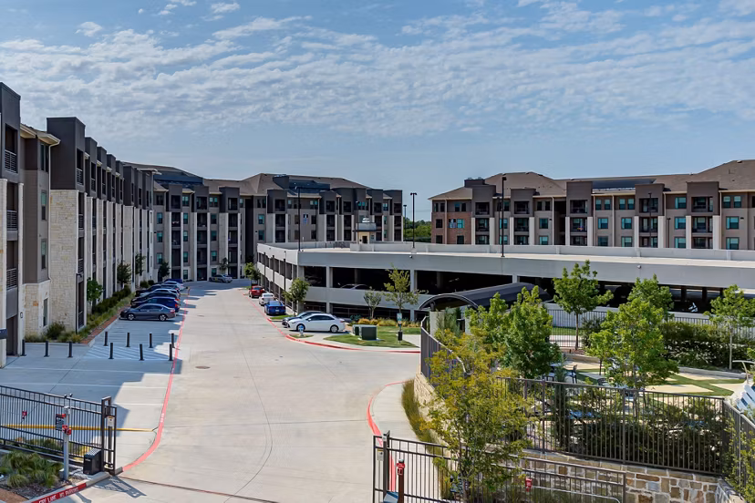 The Reflection at Montgomery Ridge: Stunning of luxury apartments in a scenic community, ideal for modern living