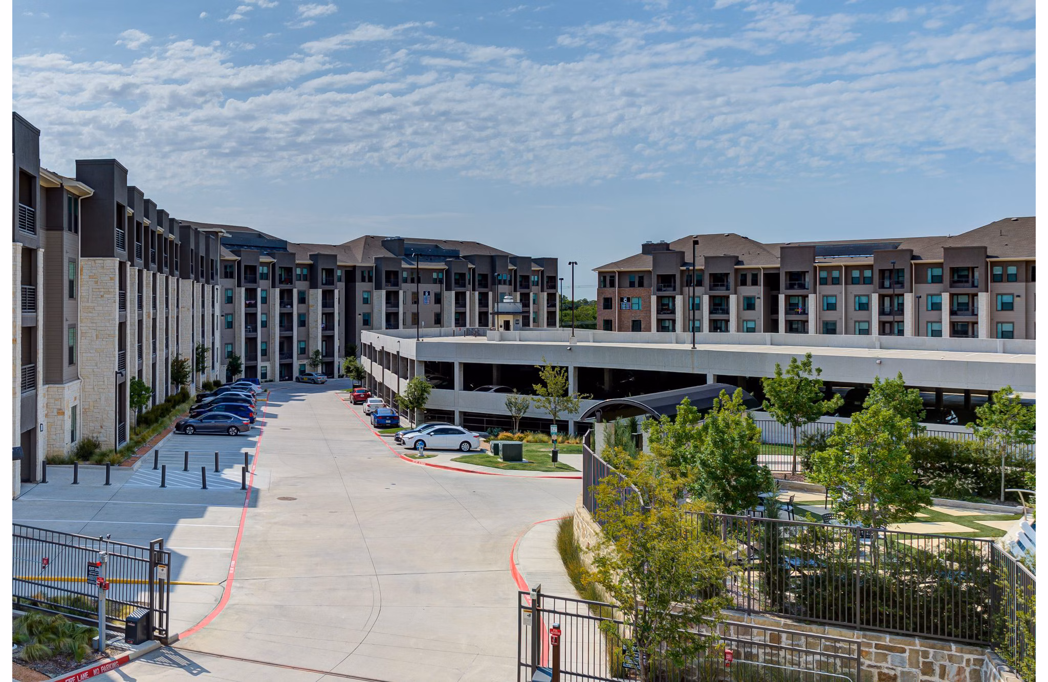 The Reflection at Montgomery Ridge: Stunning of luxury apartments in a scenic community, ideal for modern living