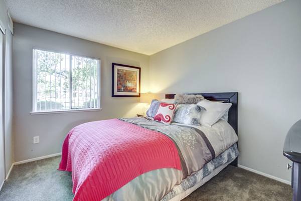 bedroom at Mira Vista Hills Apartments