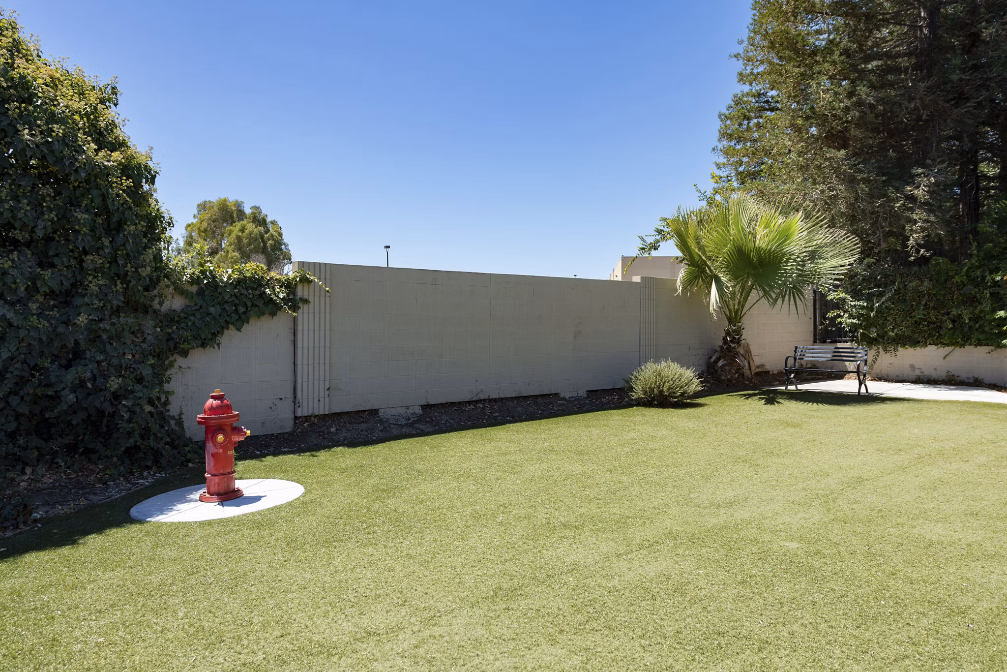 recreational area at Mira Vista Hills Apartments