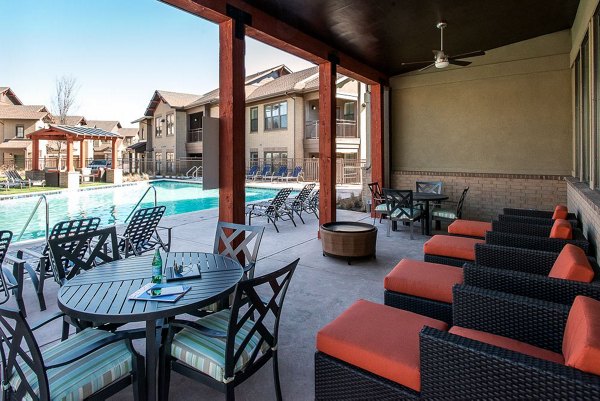 patio at Creekside Townhomes