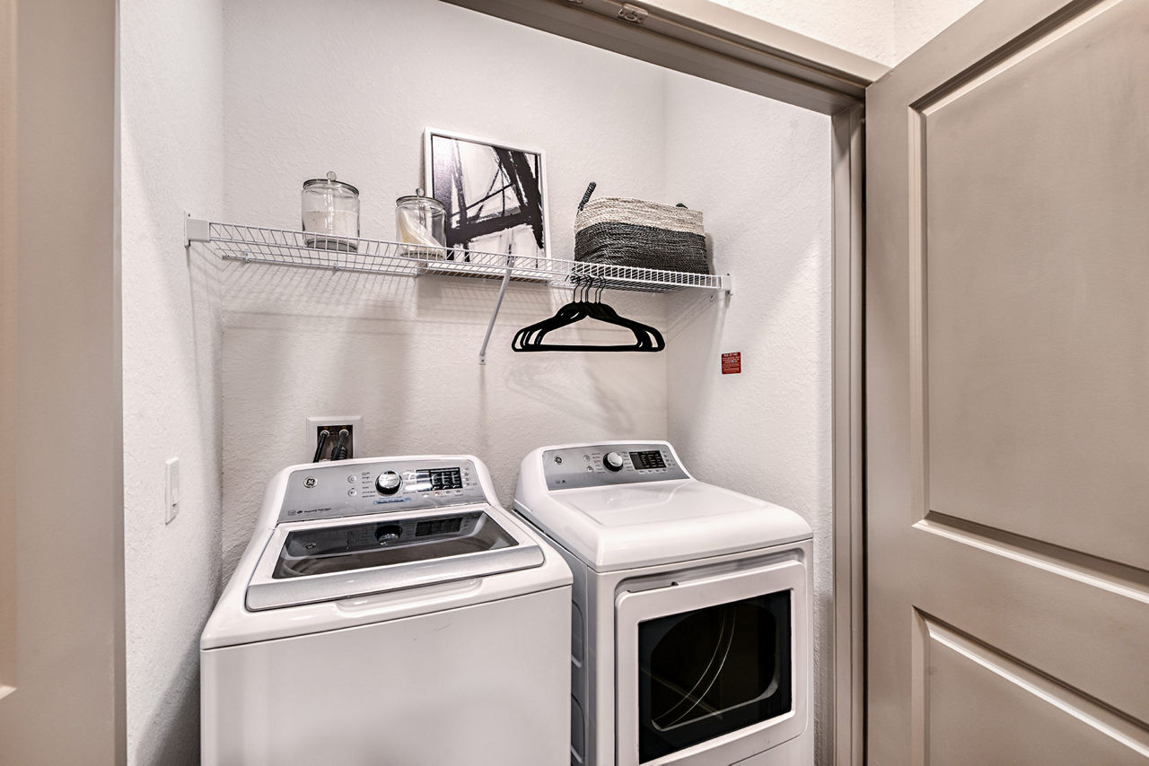 Laundry room at Encore Metro At Millenia