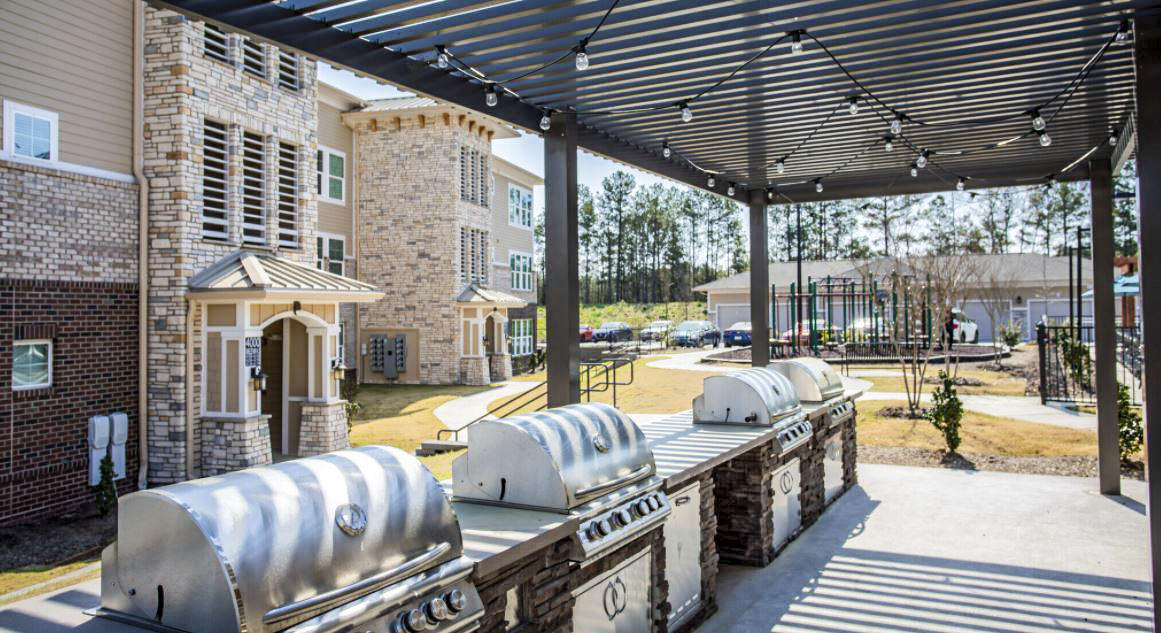 Grill area at Residences At Shiloh Crossing Apartment Homes