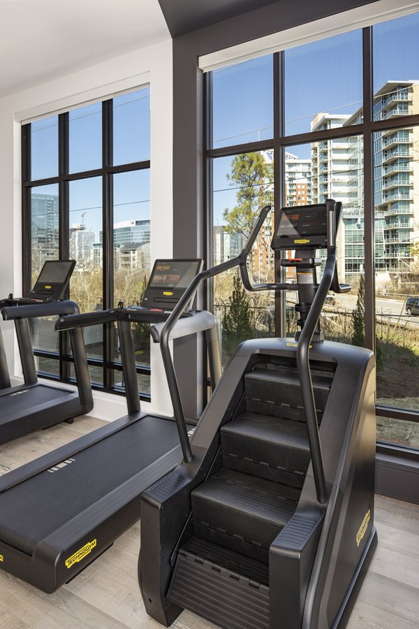 State-of-the-art fitness center with modern equipment at Novel Edgehill Apartments