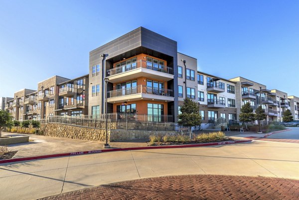 exterior at Alexan Flower Mound Apartments