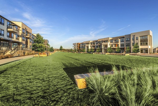 courtyard at Alexan Flower Mound Apartments