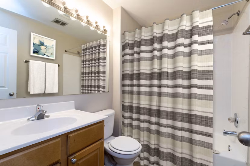 Modern bathroom featuring sleek fixtures at Avana Stoney Ridge Apartments