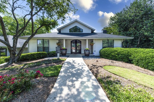Avana Chase Apartments: Elegant design in a serene suburban setting