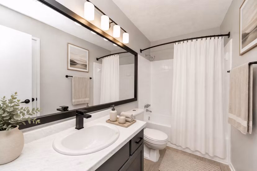Luxury bathroom featuring modern fixtures at Avana Chase Apartments