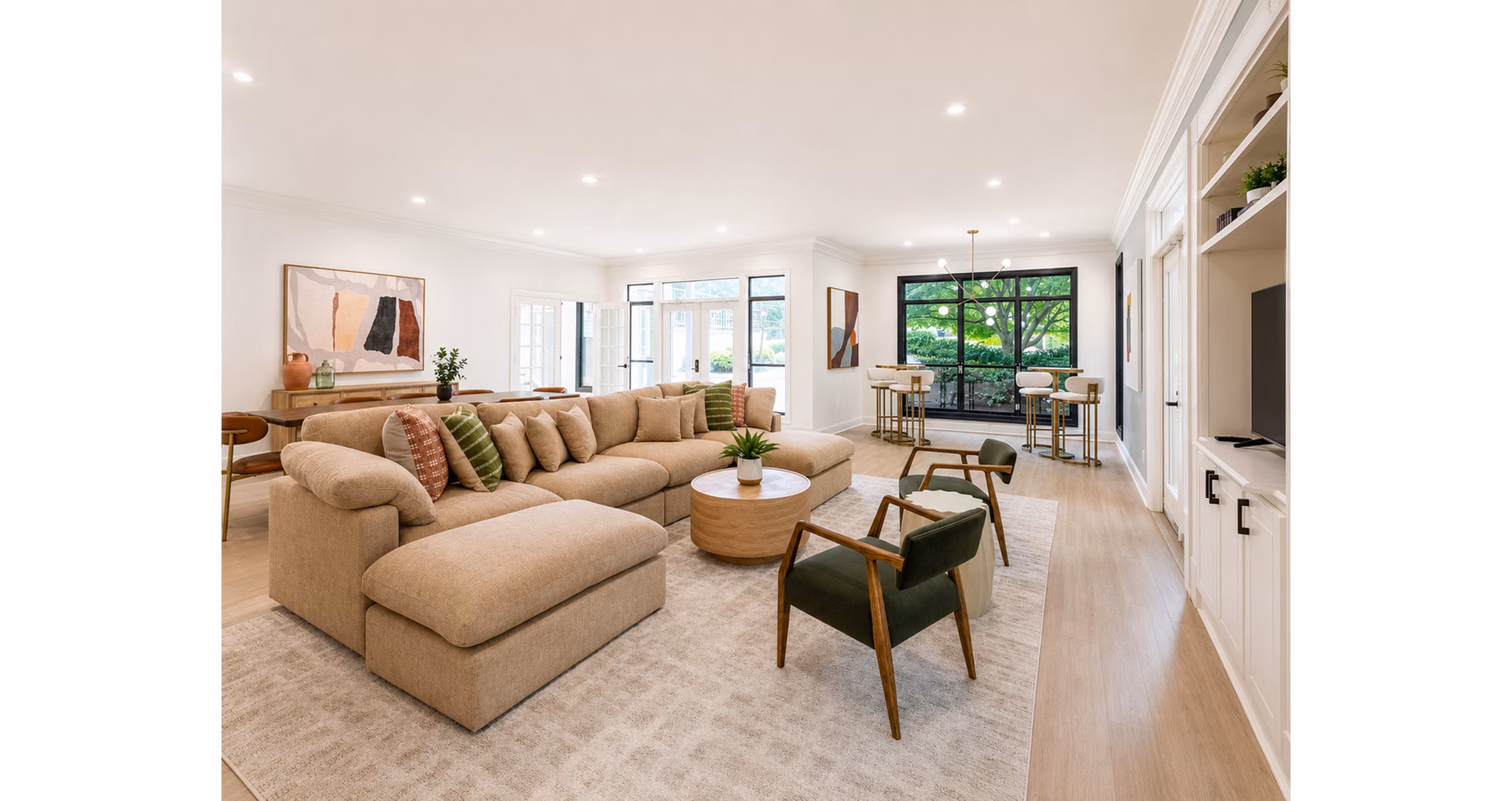 Clubhouse/Lobby at Avana Chase Apartments