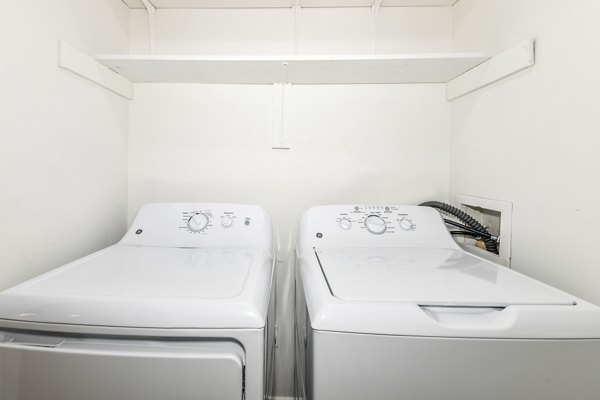 laundry facility at Avana Heather Ridge Apartments