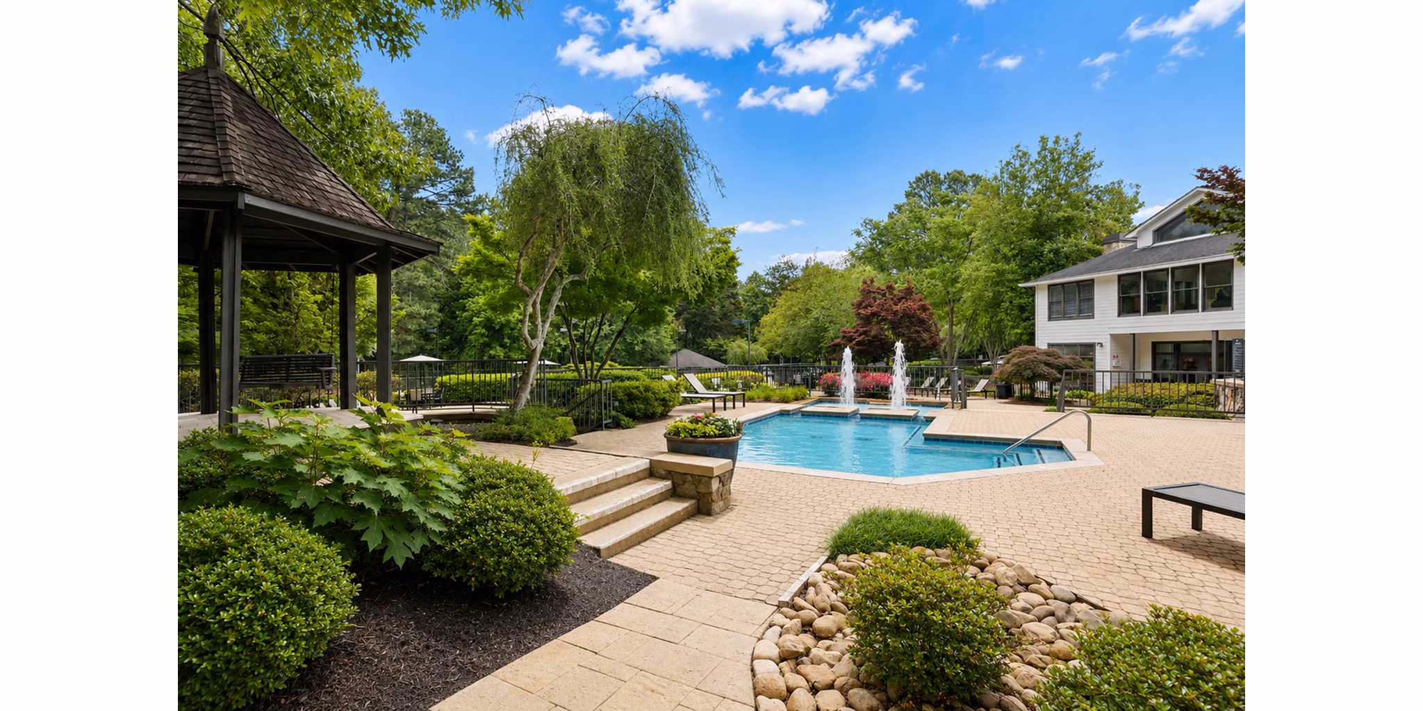 Pool at Avana Court Apartments
