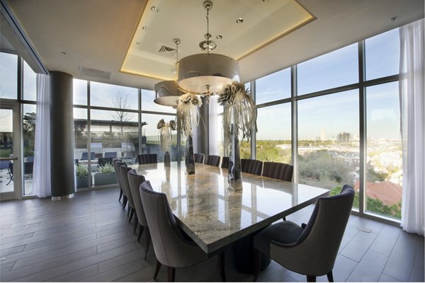 Meeting facility with high-speed Wi-Fi and modern seating at 2929 Weslayan Apartments Ideal for business and social gatherings