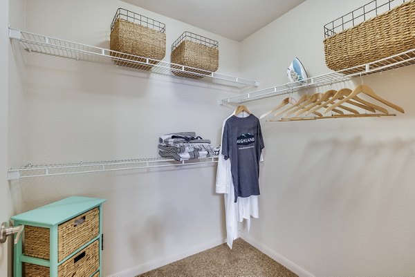 laundry room at The Highlands Apartments 