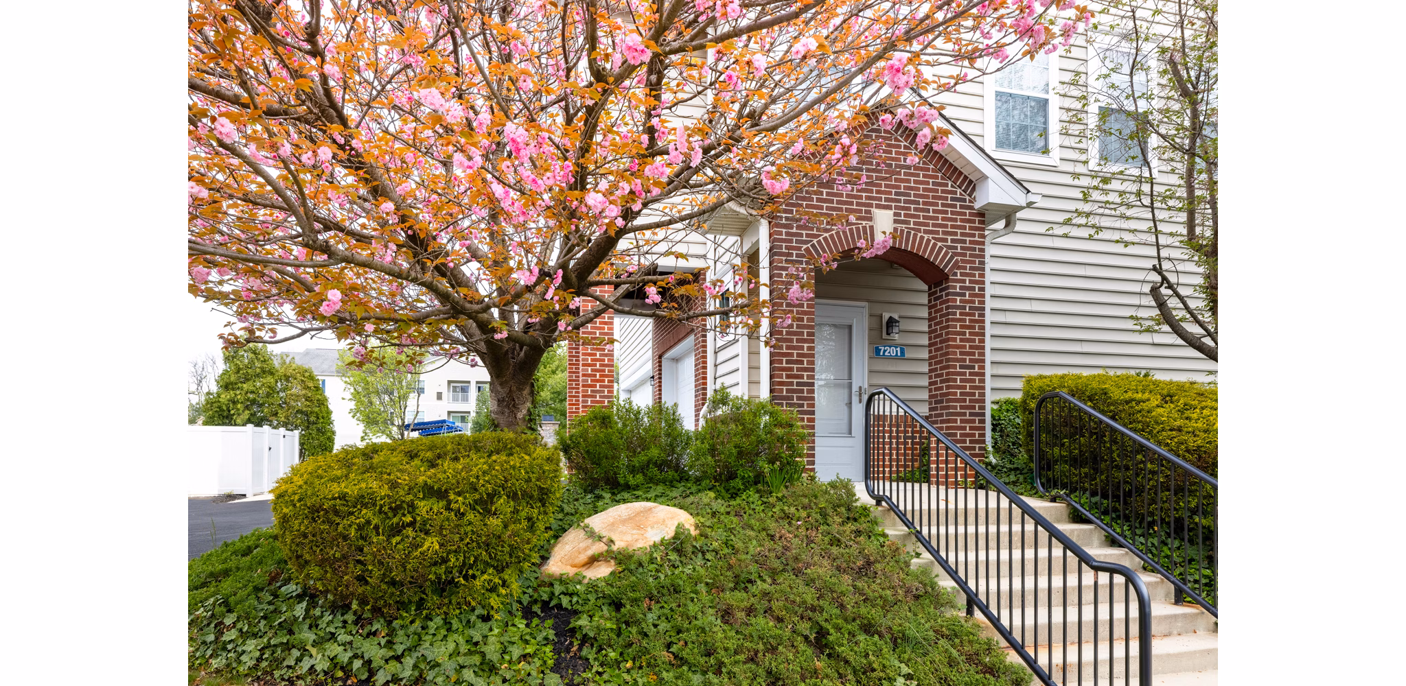 HeatherGate at Oxford Valley: Elegant of luxury apartments in serene neighborhood