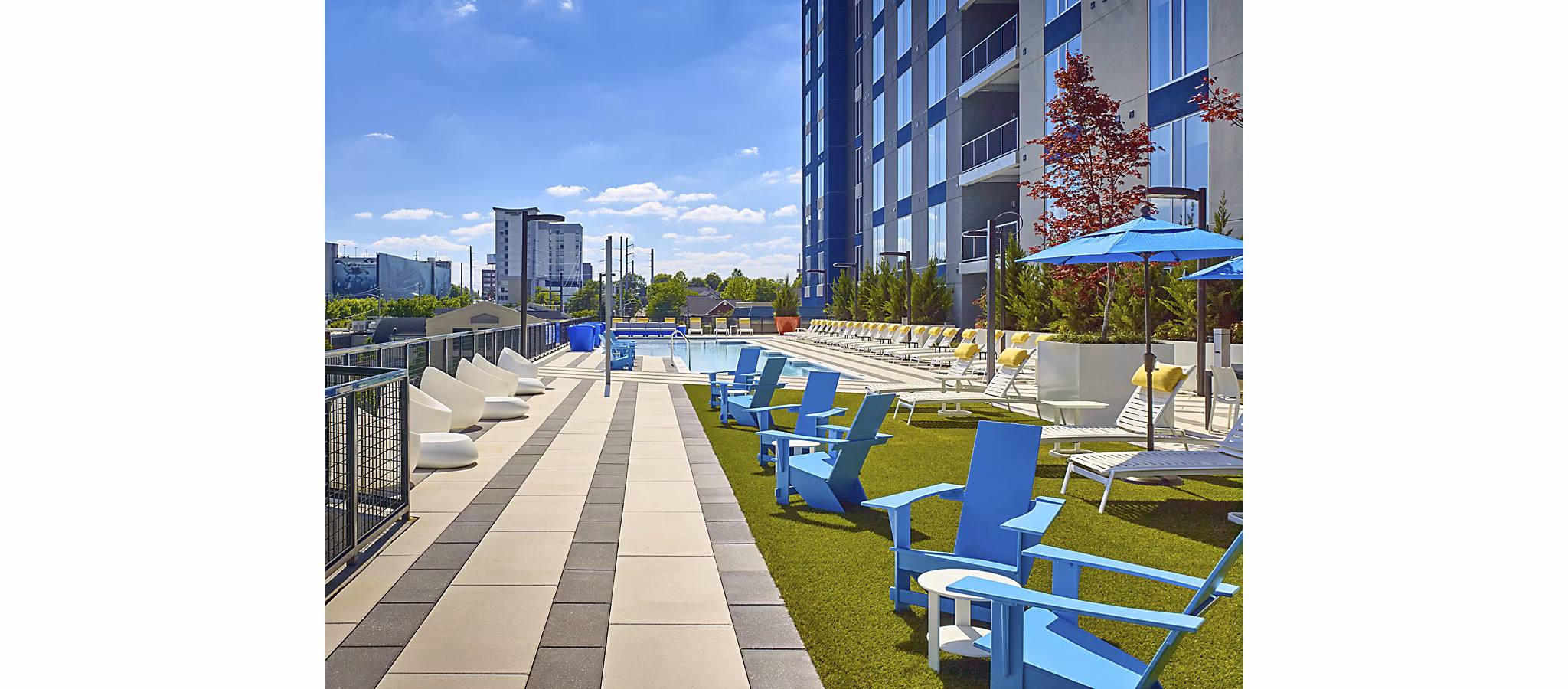Serene courtyard with manicured gardens at Generation Atlanta Apartments