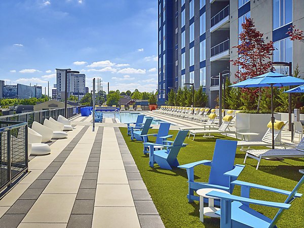 Serene courtyard with manicured gardens at Generation Atlanta Apartments