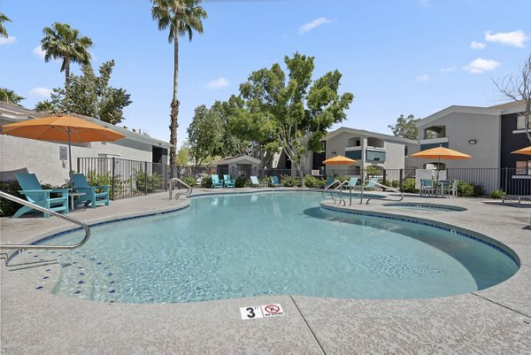 pool at Morada Grande Apartments