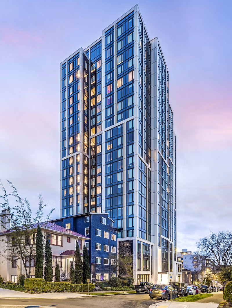 The Accolade Apartments: Sleek modern of luxury high-rise in San Francisco