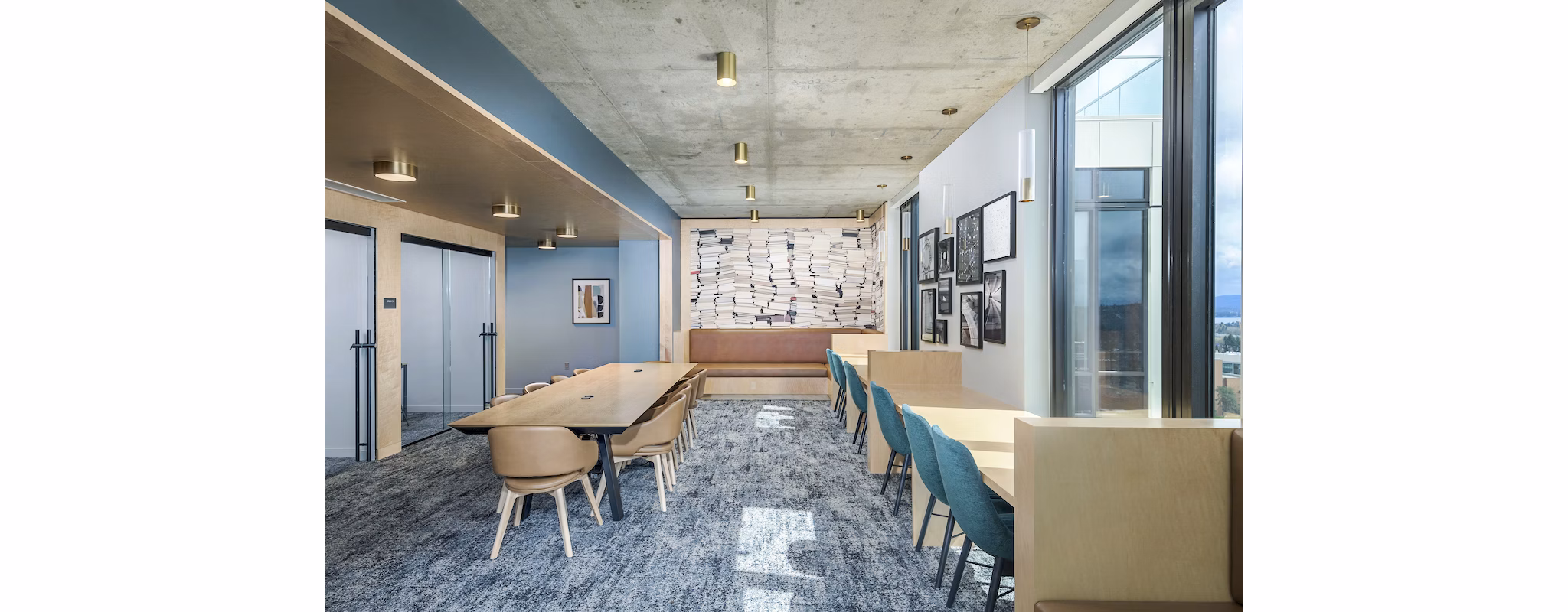 Cozy clubhouse study area with modern furnishings at The Accolade Apartments, ideal for student gatherings and collaborative learning spaces