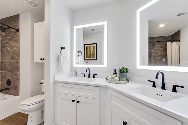 bathroom at Blue Ridge - Palomino Park Apartments