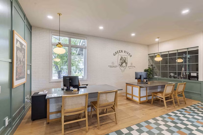 clubhouse at Blue Ridge - Palomino Park Apartments 