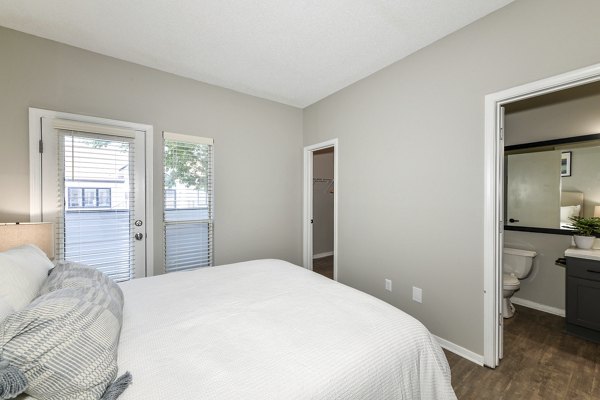 bedroom at Avana Dunwoody Apartments