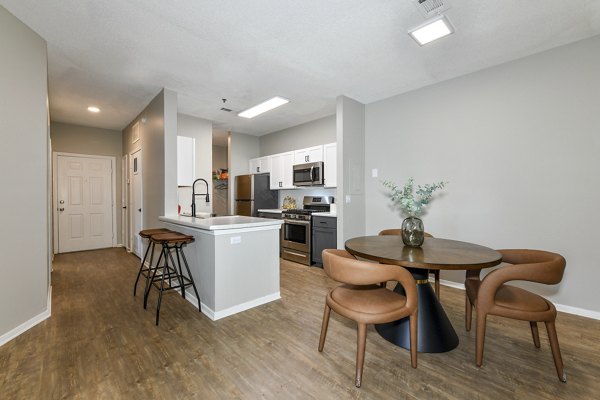 Dining area with modern furnishings at Avana Dunwoody luxury apartments