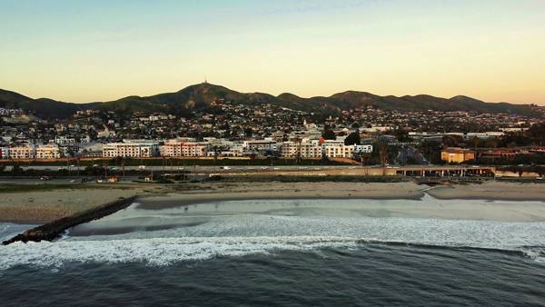 view at Coastline Ventura Apartments