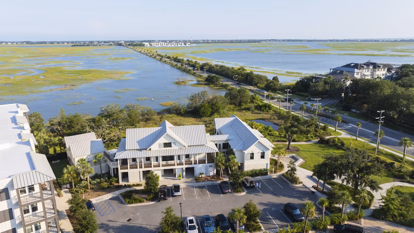 building at Atlantic Beach House Apartments