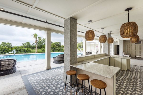 patio at Atlantic Beach House Apartments