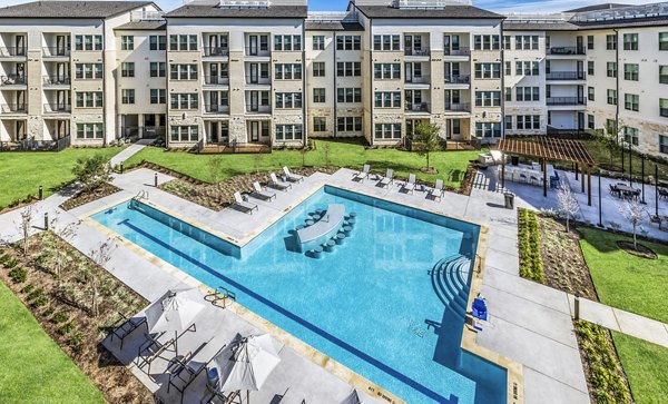 pool at Album Mansfield Apartments