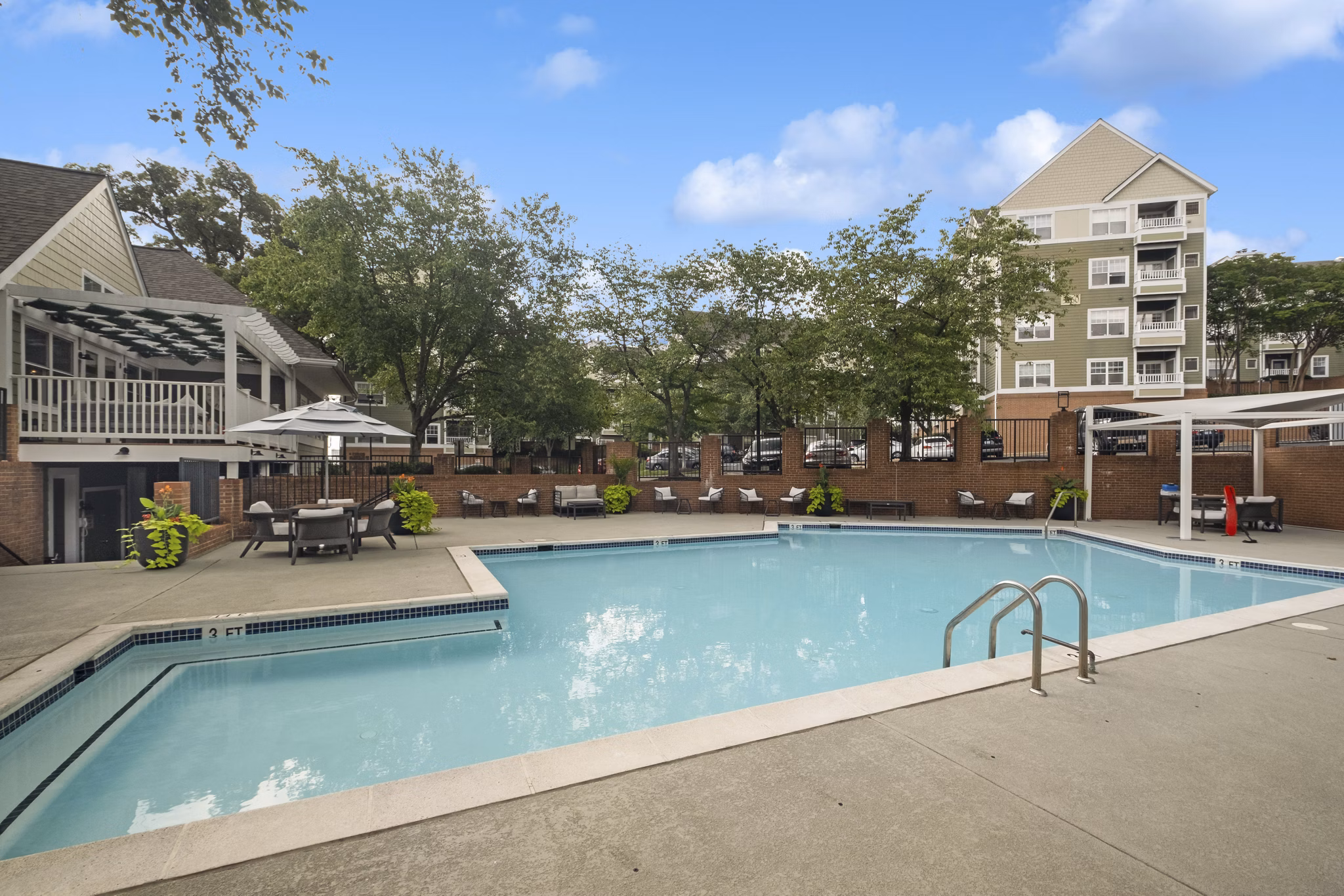 pool at Arbors on Duke Apartments