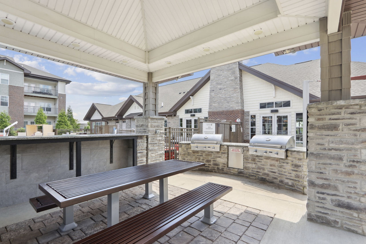 Grill area at The Lodges On English Station (3 of 5)
