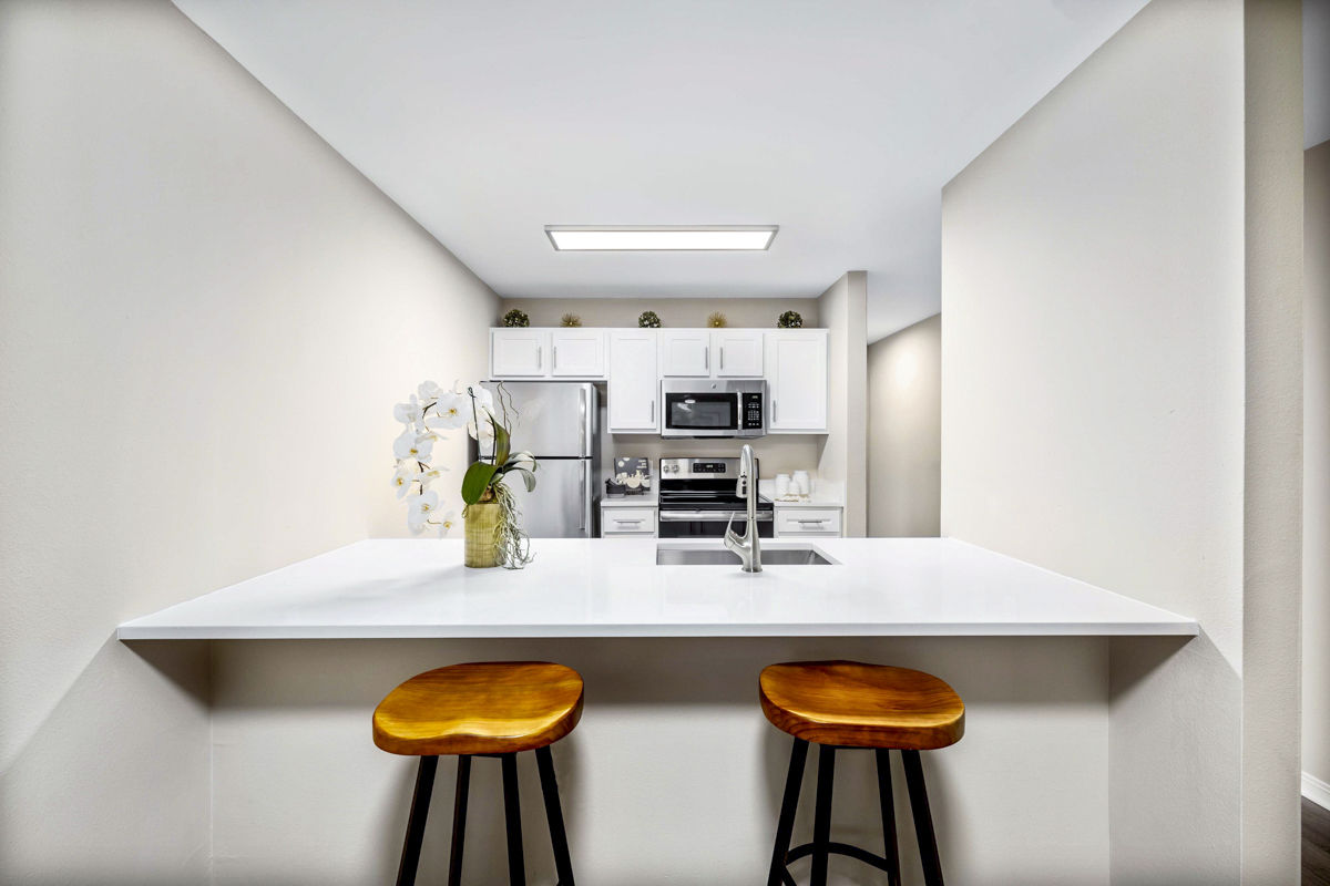 403 West 18 of 27