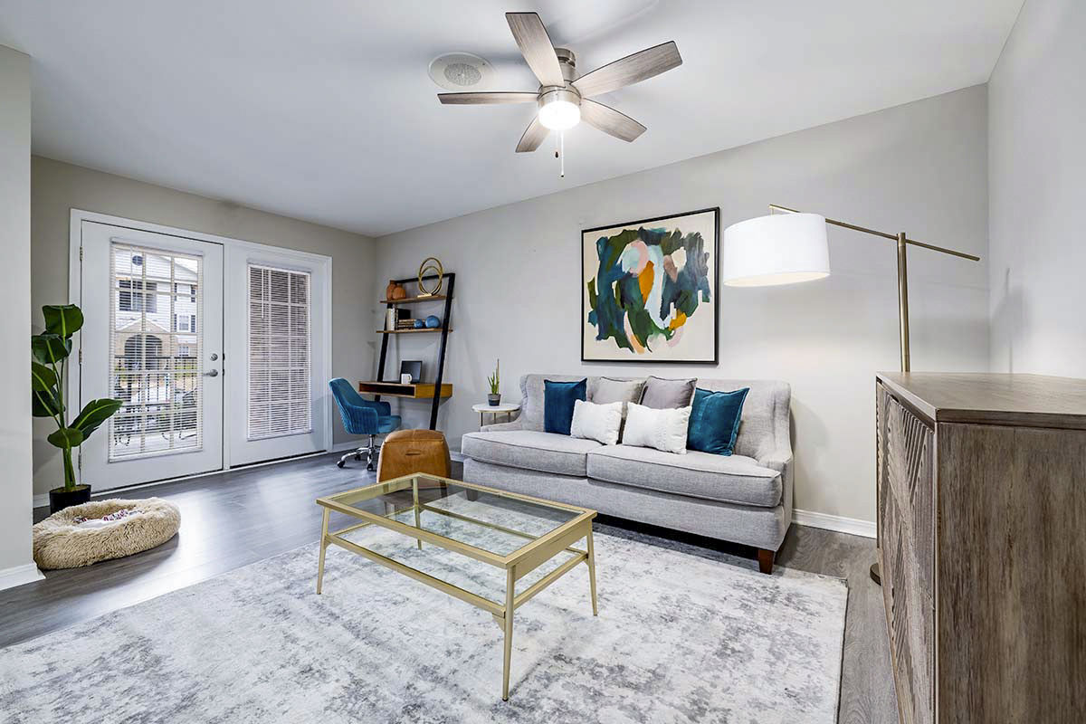 403 West 21 of 27