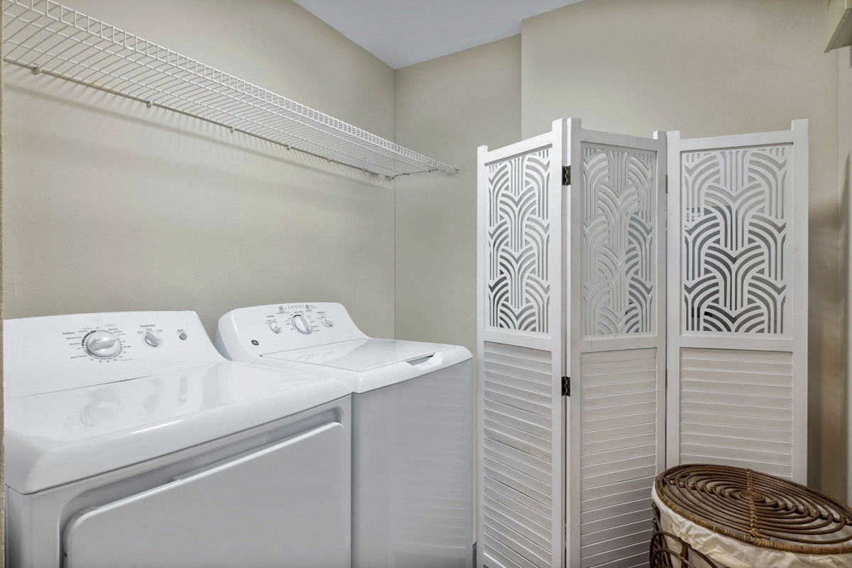 Laundry room at 403 West