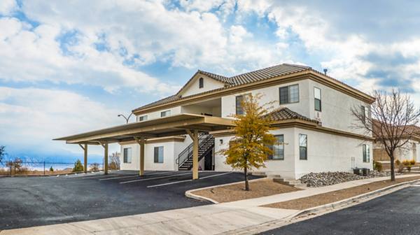 building/exterior at Via Vista Apartments