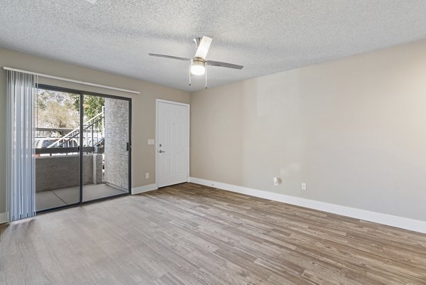 Modern living room with stylish furnishings at Avana Cordoba Apartments