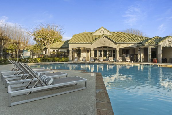 pool at Siena Apartments