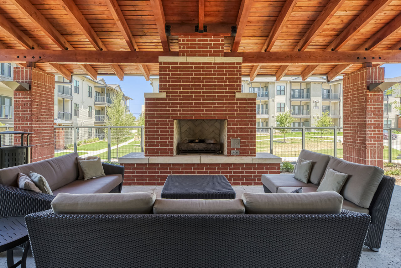 Grill area at Tacara At Crosswinds (2 of 2)