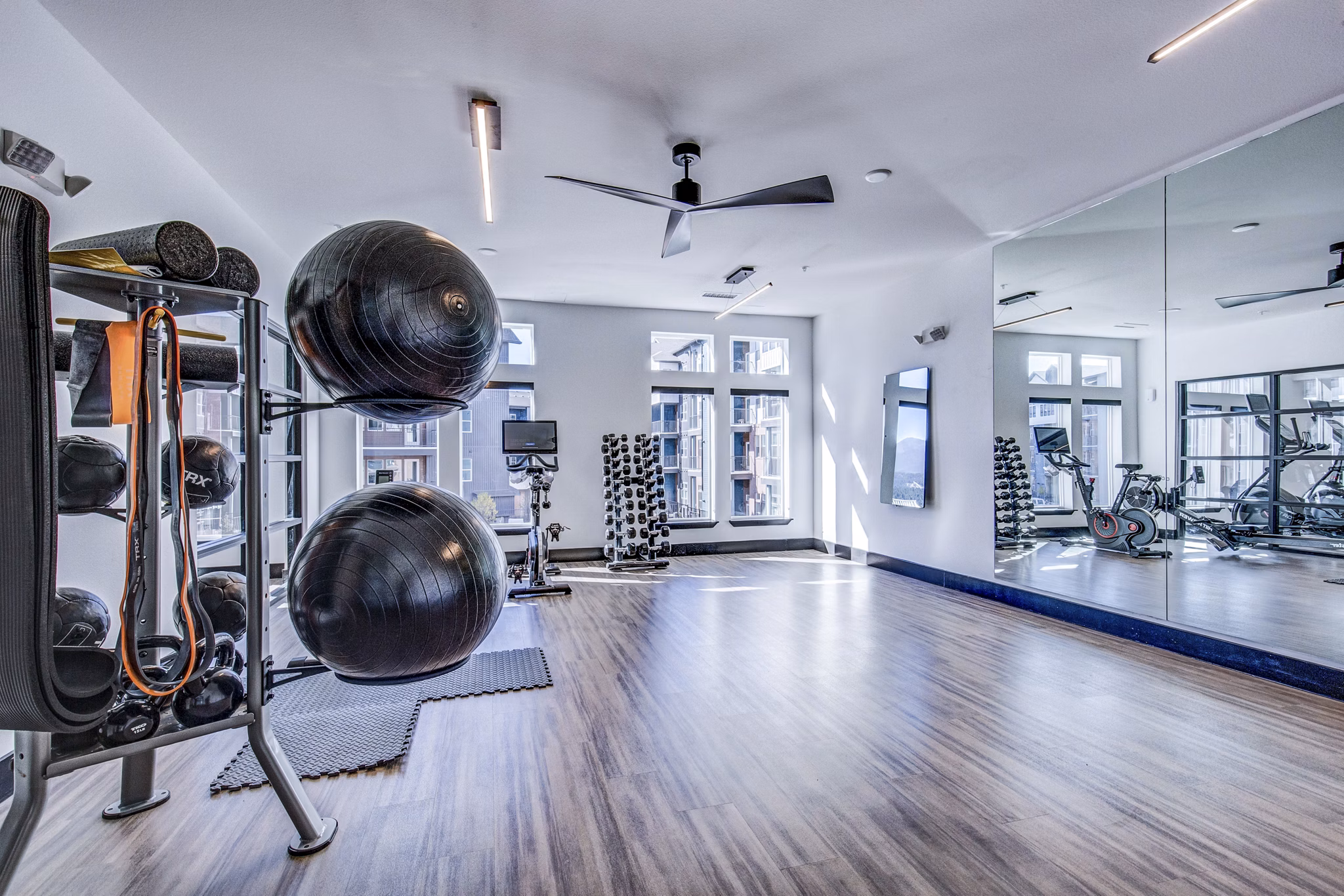 State-of-the-art fitness center with modern equipment at Polaris Junction Apartments
