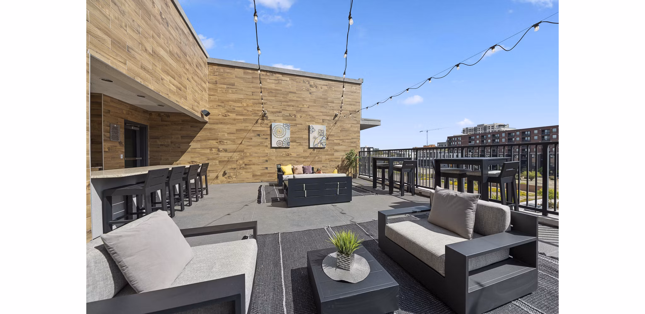 grill area at 601 PAX Apartments